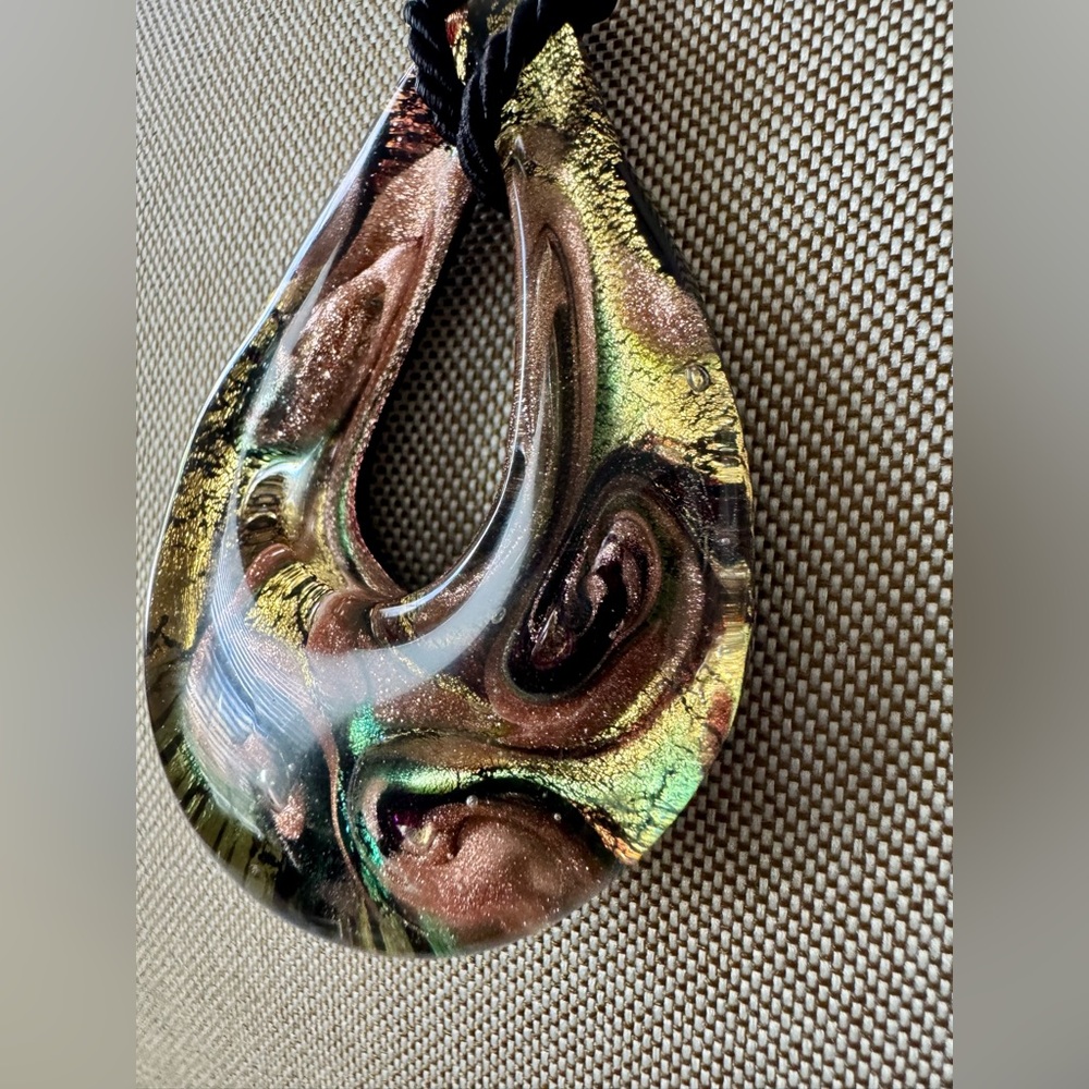 Murano Venezia Handmade Glass Pendant - Picture 3 of 9